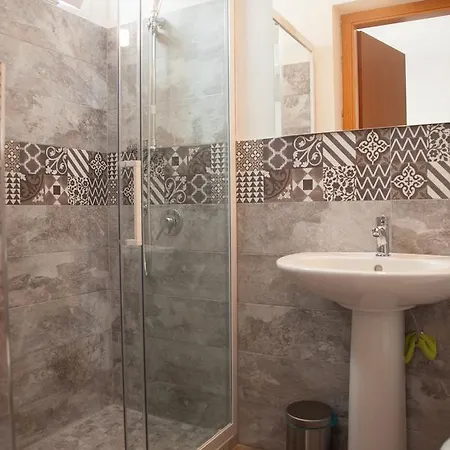 Civico24 בית נופש שיקלי